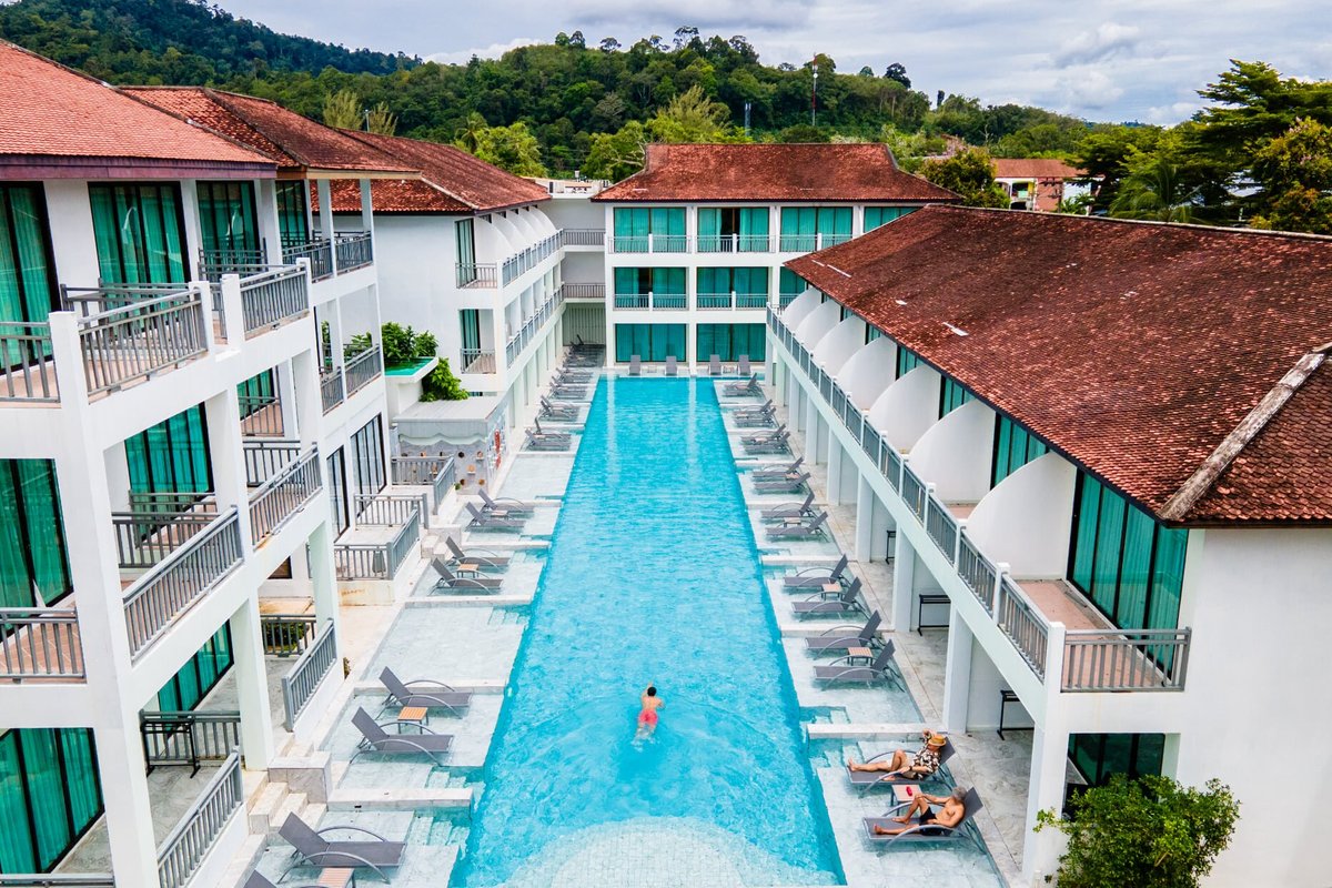https://www.tripadvisor.com/Hotel_Review-g297914-d488585-Reviews-Khaolak_Emerald_Beach_Resort_Spa-Khao_Lak_Takua_Pa_Phang_Nga_Province.html#/media/488585/500272735:p/?albumid=101&type=3&category=101