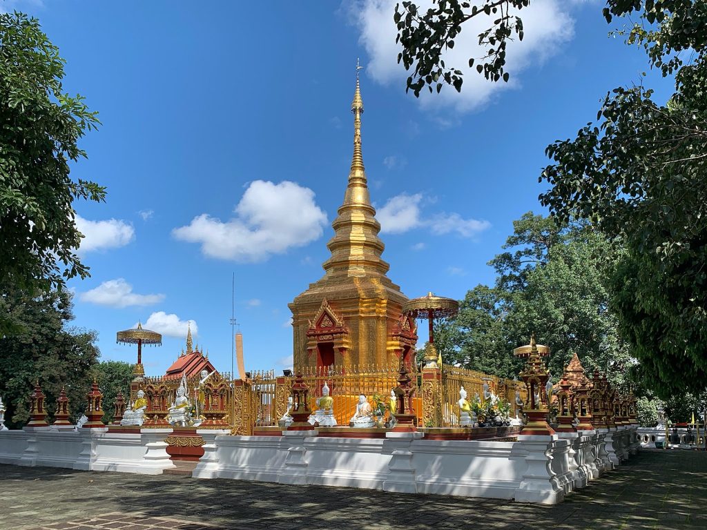 Ват Пхра Тхат Дой Кхам