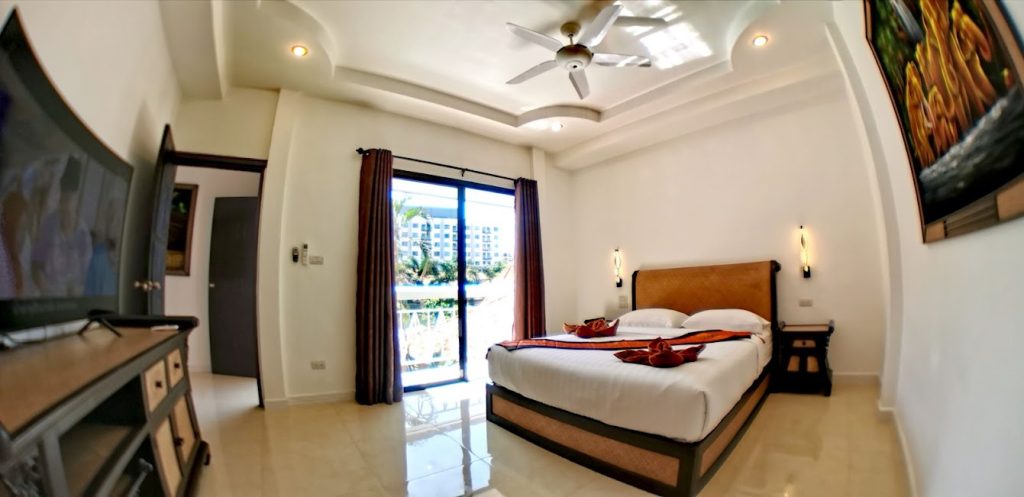GOLDLAND Luxury Pool Villa Pattaya