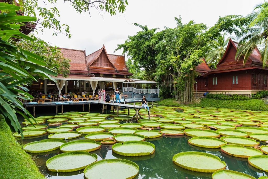 At Panta Phuket – Thai Villas